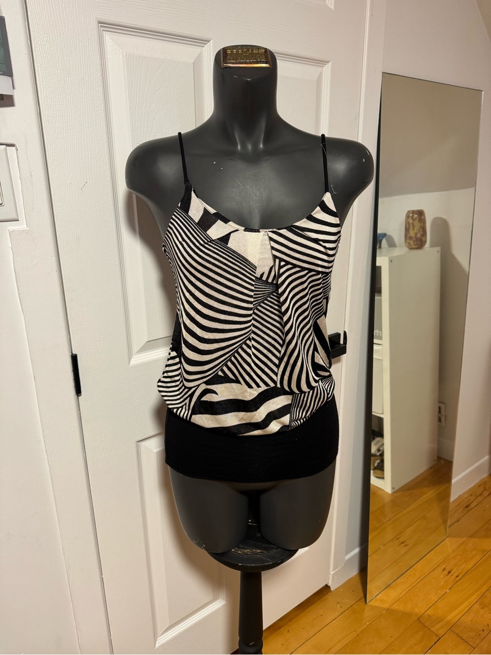 Black & White Geometric Print Cami Tank Top